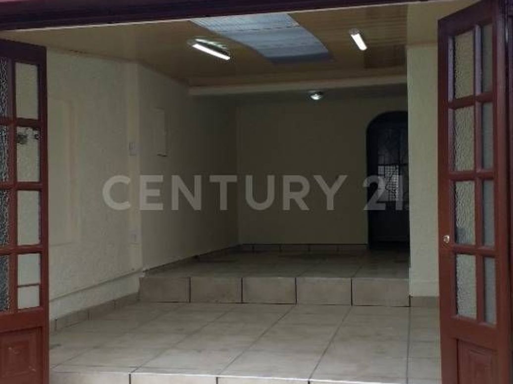 Casa de 3 alcobas en venta en Villa Luz, Bogotá, 152 m² · foto 3 de 10