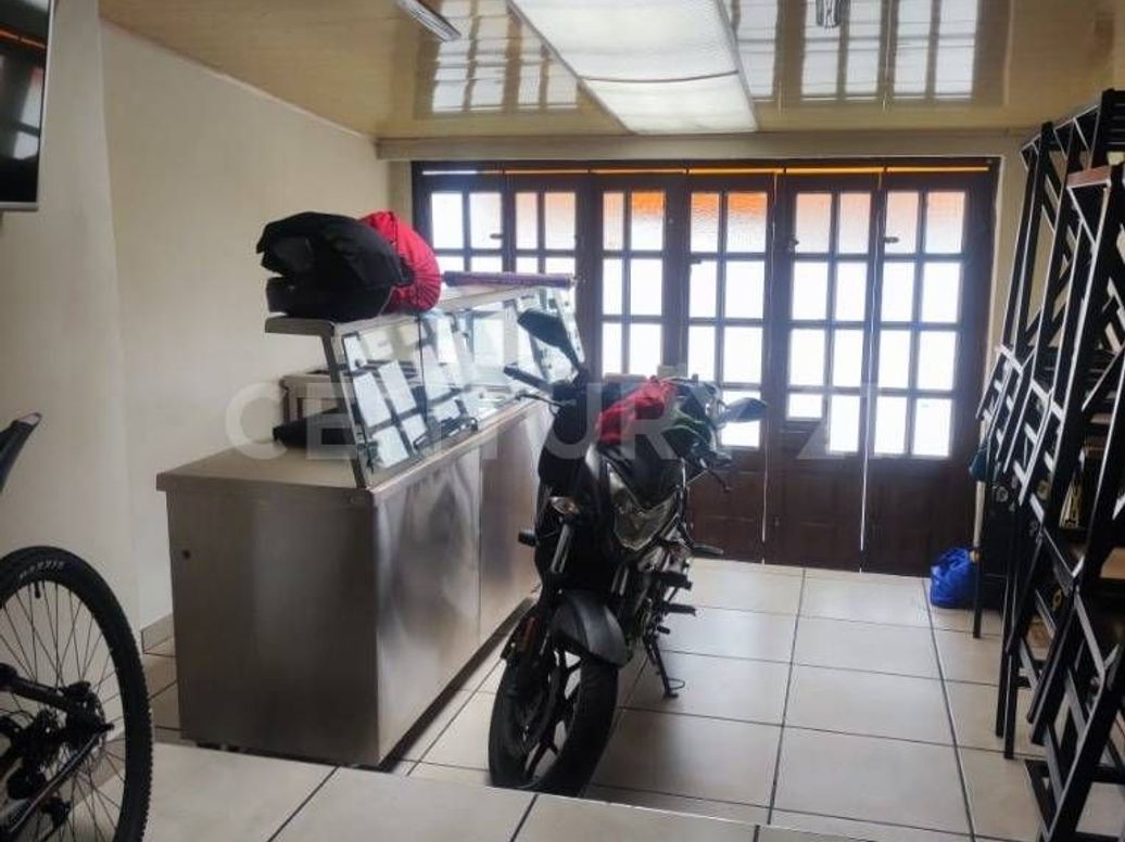 Casa de 3 alcobas en venta en Villa Luz, Bogotá, 152 m² · foto 2 de 10