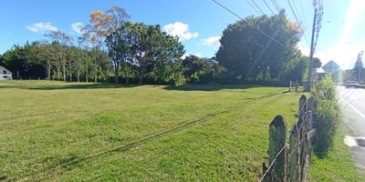 Se arrienda lote en llano grande, se arrienda excelente lote en llano grande Rionegro, ideal para cualquier tipo de negocio, con terreno plano, punto estrategico, sobre via principal, una excelente ubicacion, para mas informacion comunicate con nosotros con gusto le atenderemos.