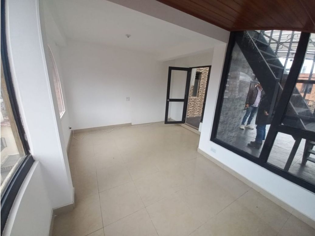 Apartamento de 3 alcobas en venta en Cedritos, Bogotá, 185 m² · foto 7 de 16