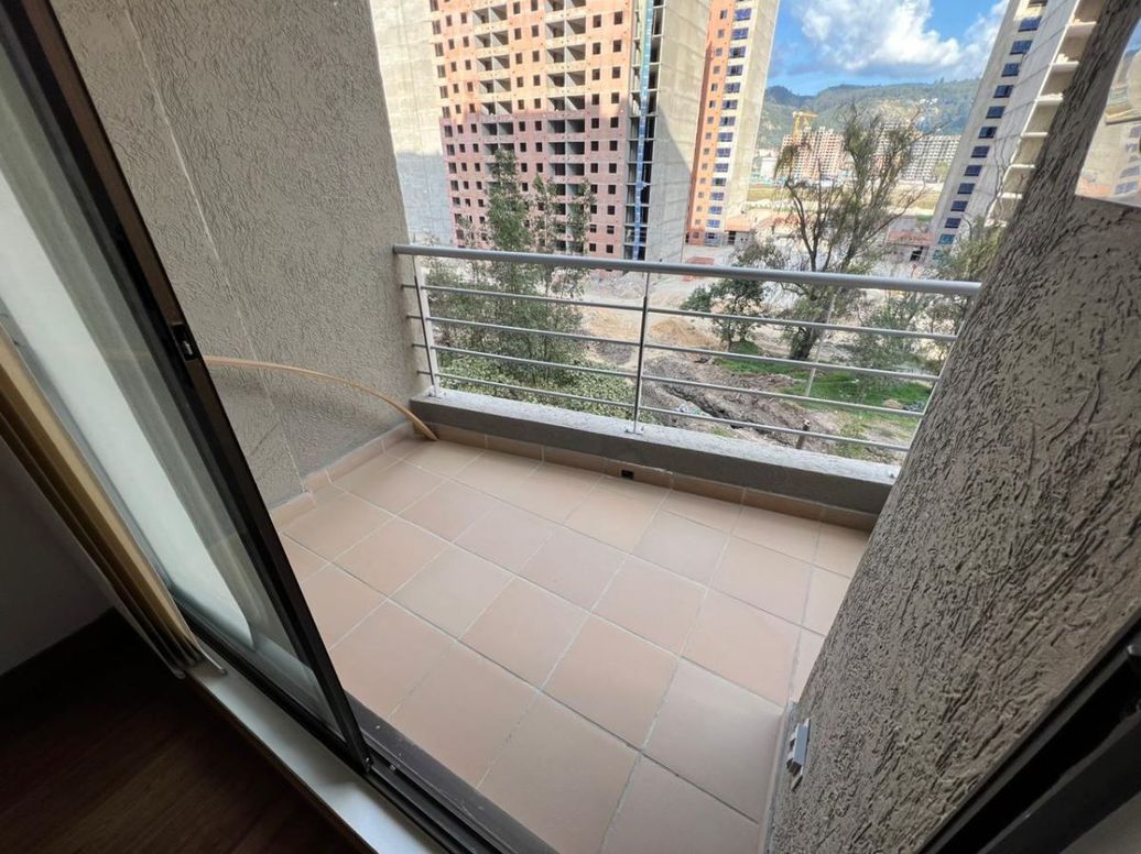 Apartamento de 3 alcobas en venta en San Antonio Noroccidental, Bogotá, 104 m² · foto 3 de 20