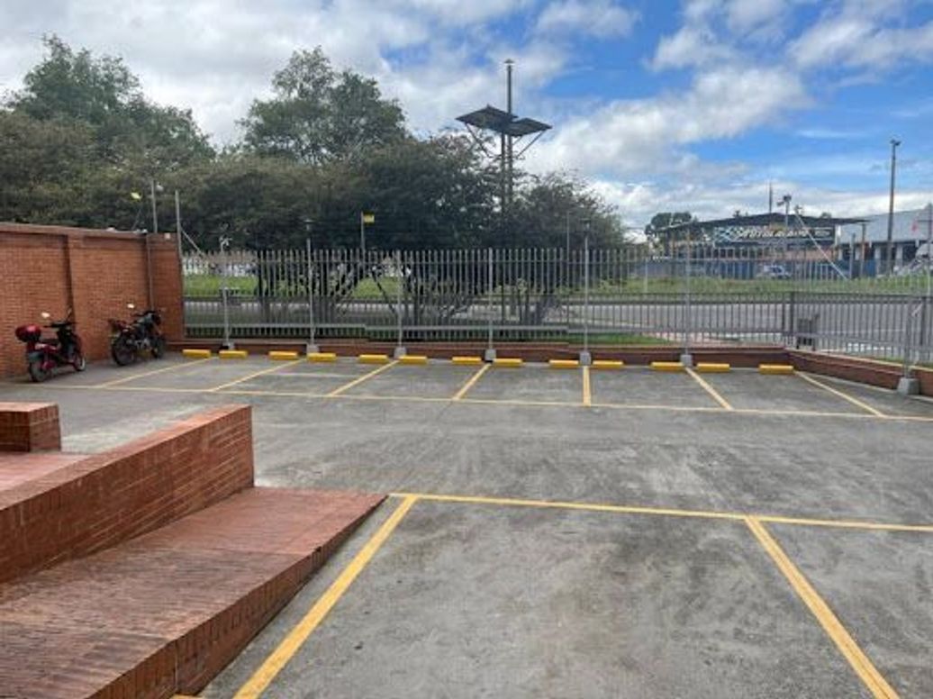 Apartamento de 4 alcobas en venta en Ciudad Salitre Sur-Oriental, Bogotá, 168 m² · foto 20 de 20