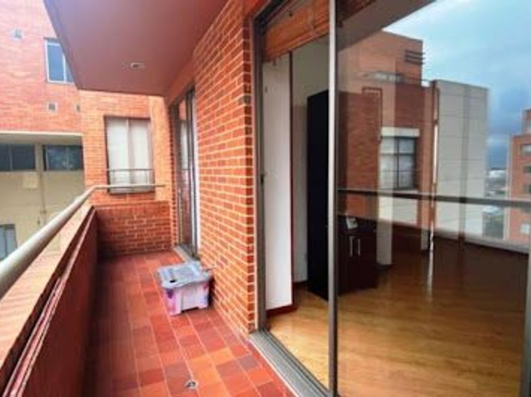 Apartamento de 4 alcobas en venta en Ciudad Salitre Sur-Oriental, Bogotá, 168 m² · foto 16 de 20