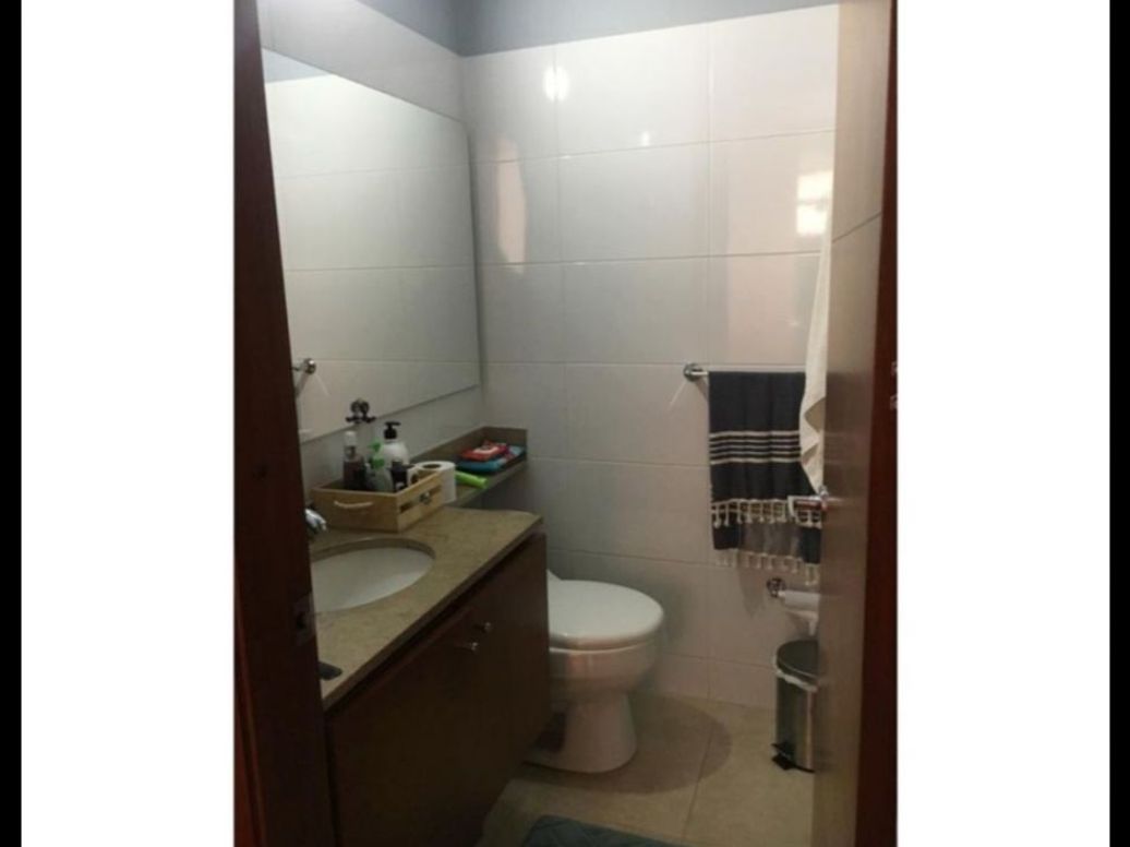 Apartamento de 2 alcobas en venta en Usaquén, Bogotá, 132 m² · foto 5 de 13