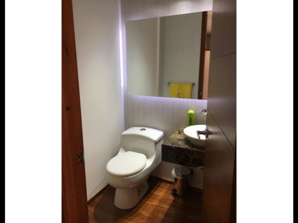 Apartamento de 2 alcobas en venta en Usaquén, Bogotá, 132 m² · foto 6 de 13