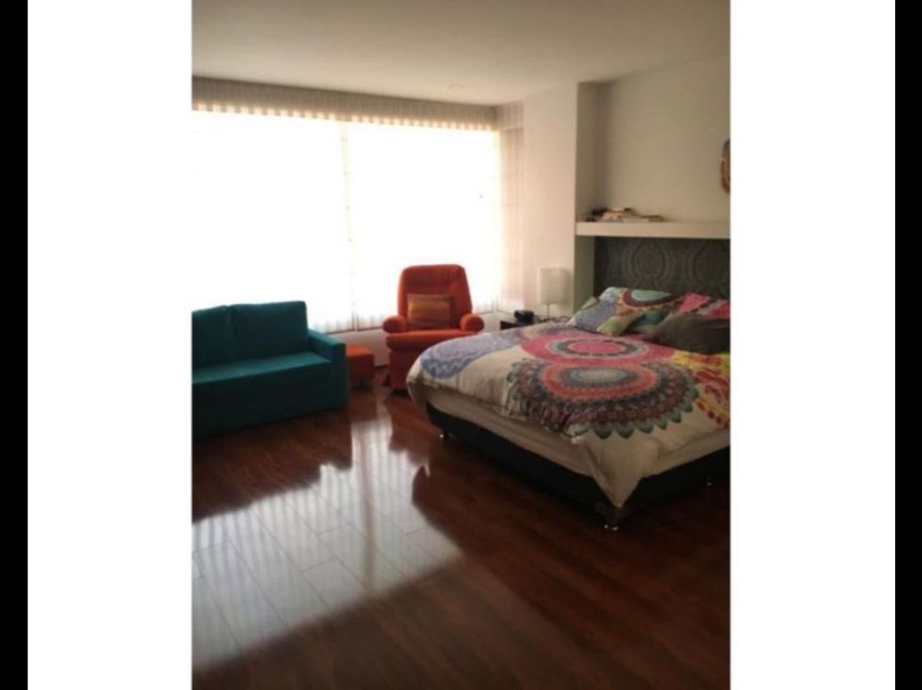 Apartamento de 2 alcobas en venta en Usaquén, Bogotá, 132 m² · foto 7 de 13