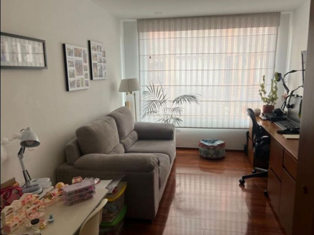 Apartamento de 2 alcobas en venta en Usaquén, Bogotá, 132 m² · foto 10 de 13