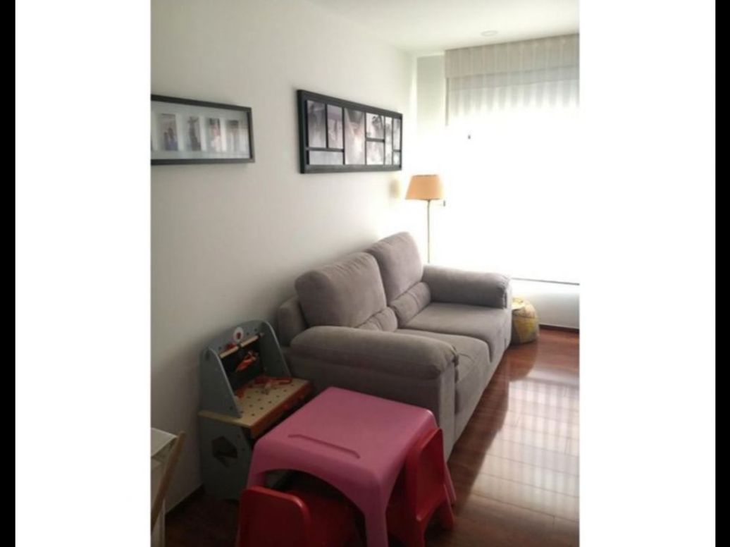 Apartamento de 2 alcobas en venta en Usaquén, Bogotá, 132 m² · foto 3 de 13