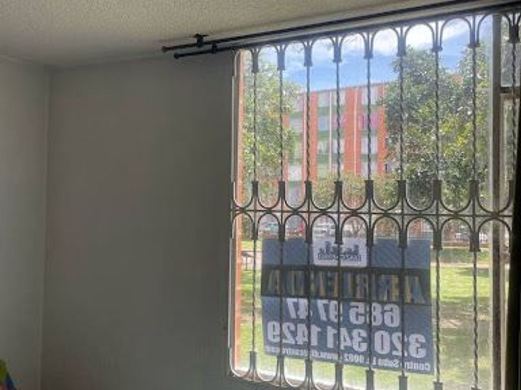 Apartamento de 2 alcobas en venta en Ub. Sabana De Tibabuyes, Bogotá, 44 m² · foto 5 de 15