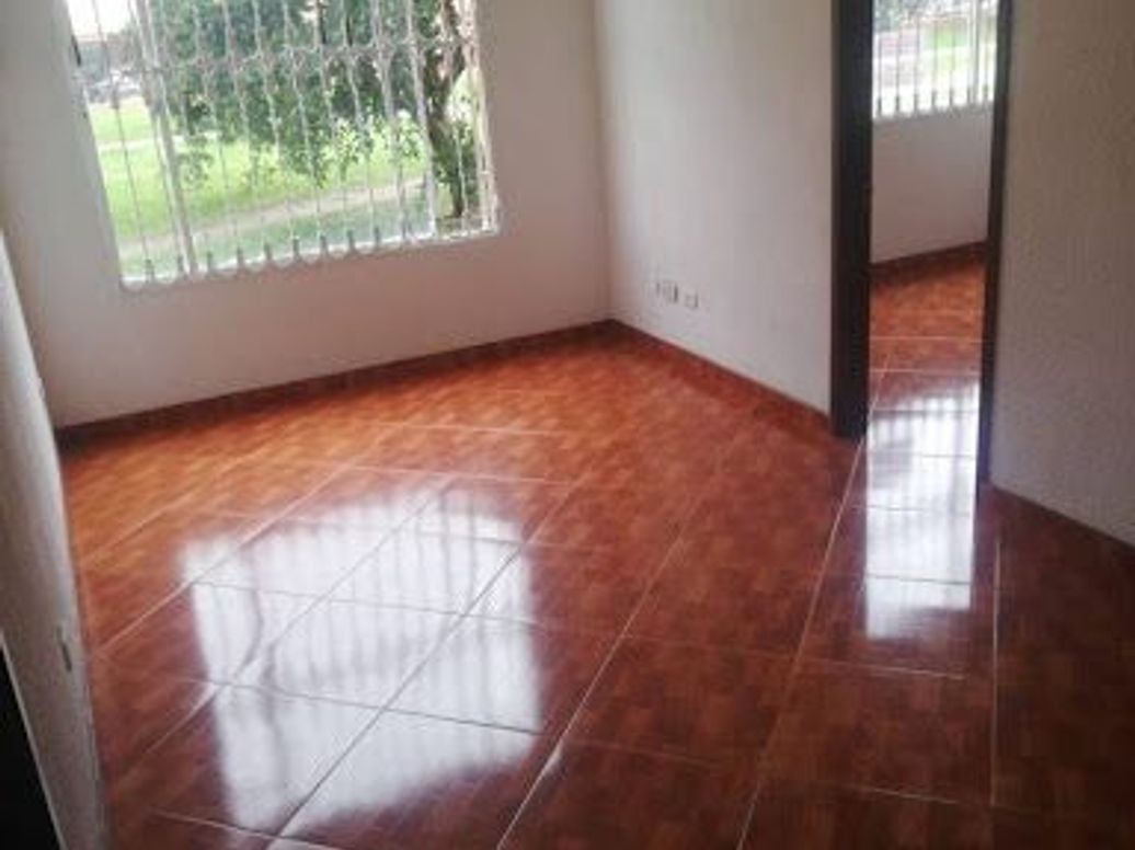 Apartamento de 2 alcobas en venta en Ub. Sabana De Tibabuyes, Bogotá, 44 m² · foto 2 de 15