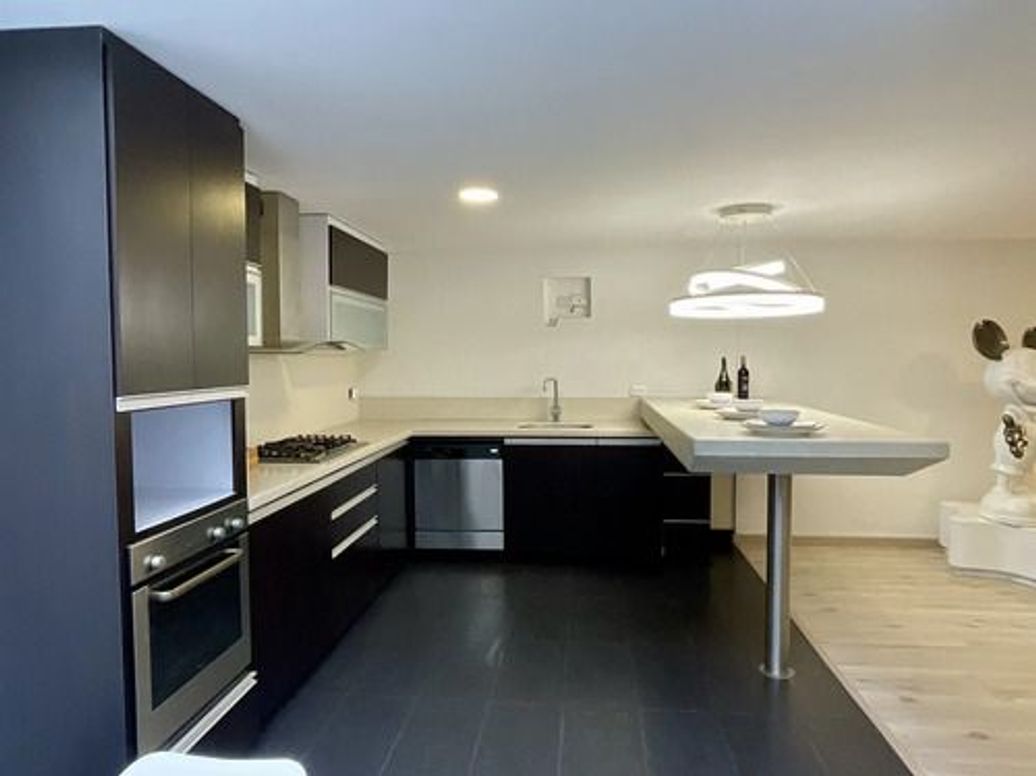Casa de 3 alcobas en venta en Santa Barbara Central, Bogotá, 196 m² · foto 7 de 12