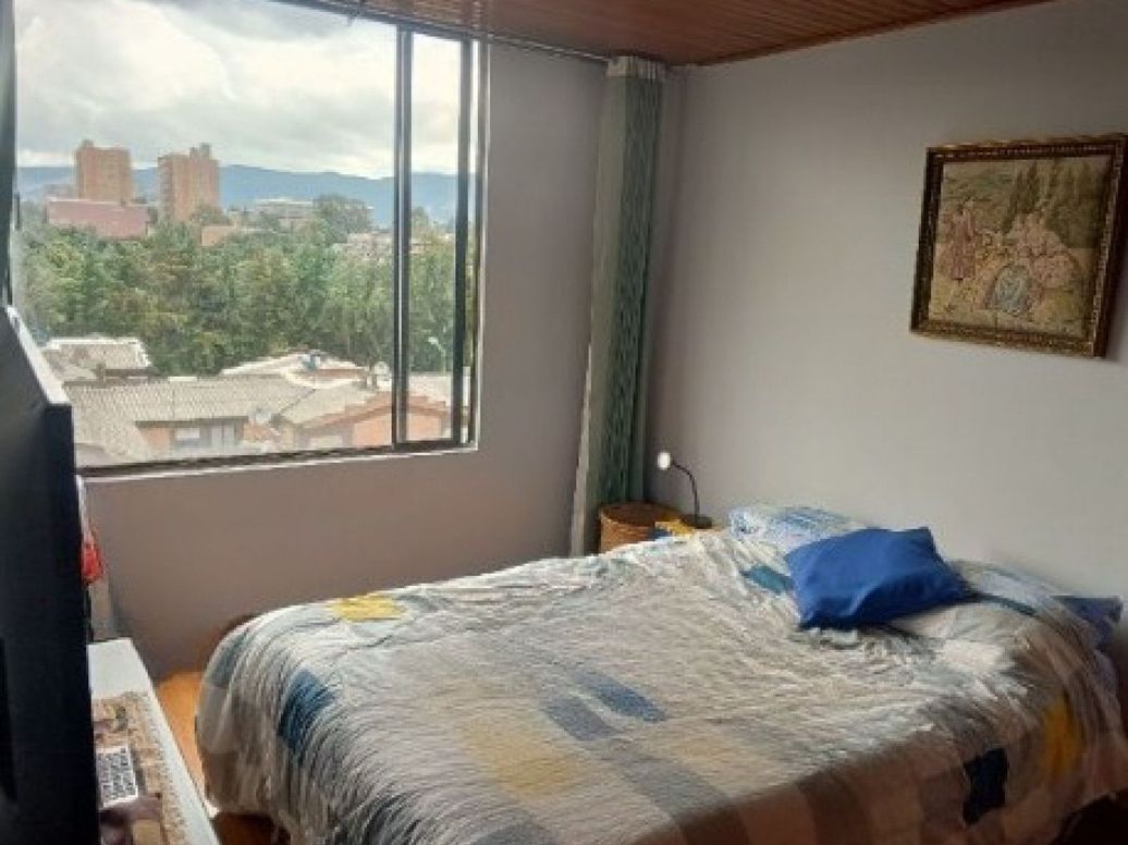 Apartamento de 3 alcobas en venta en Belmira Del Country, Bogotá, 73 m² · foto 9 de 10