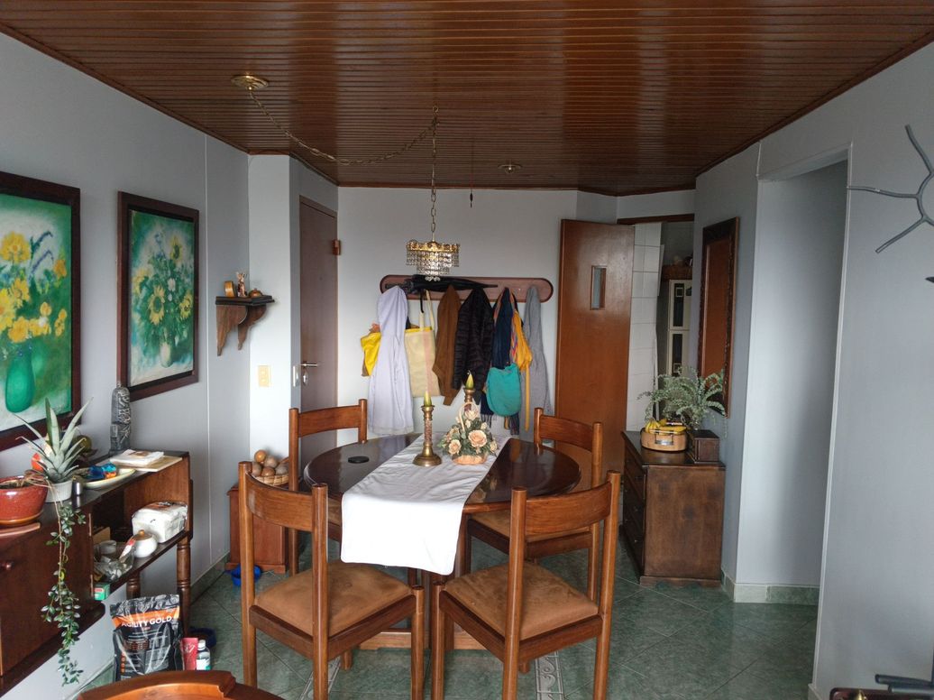 Apartamento de 3 alcobas en venta en Belmira Del Country, Bogotá, 73 m² · foto 4 de 10