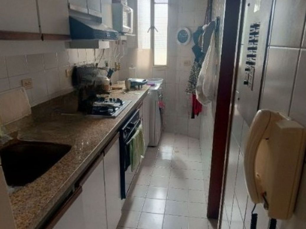 Apartamento de 3 alcobas en venta en Belmira Del Country, Bogotá, 73 m² · foto 3 de 10