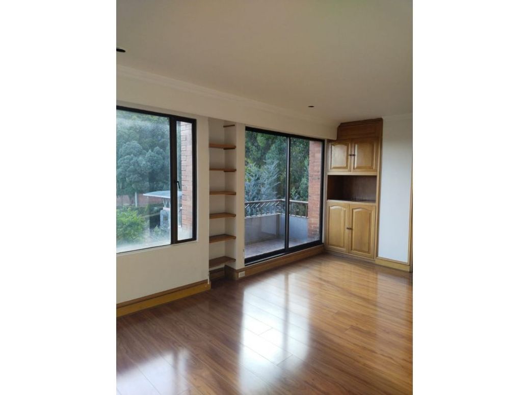 Apartamento de 4 alcobas en venta en Cerros De Suba, Bogotá, 487 m² · foto 18 de 20