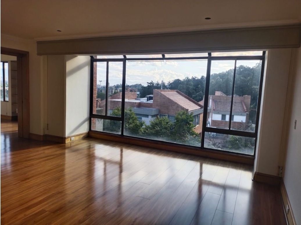 Apartamento de 4 alcobas en venta en Cerros De Suba, Bogotá, 487 m² · foto 12 de 20