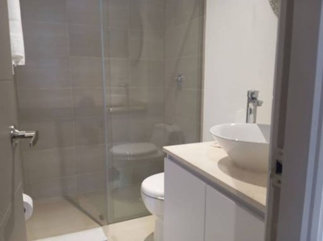 Apartamento de 1 alcoba en venta en Chicó Norte, Bogotá, 49 m² · foto 11 de 12