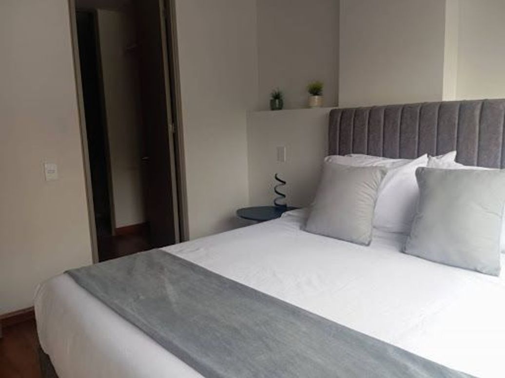 Apartamento de 1 alcoba en venta en Chicó Norte, Bogotá, 49 m² · foto 8 de 12
