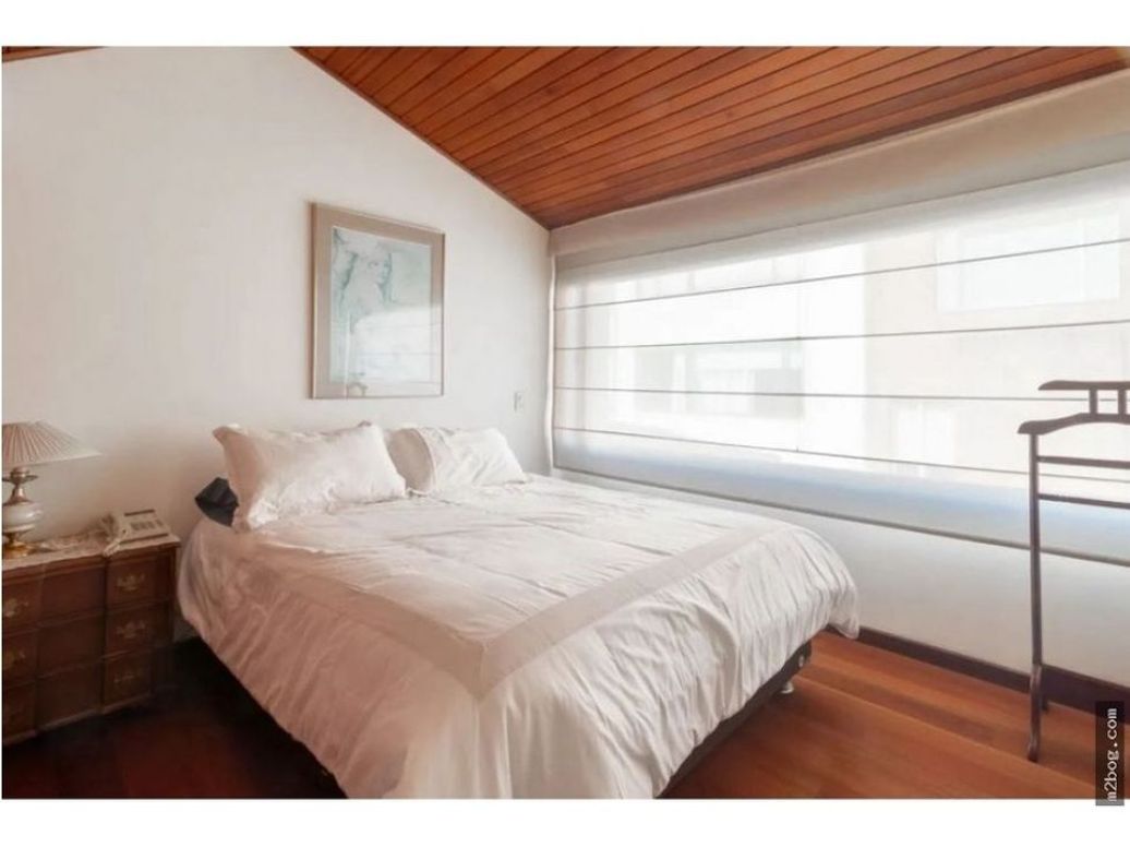 Casa de 3 alcobas en venta en Santa Barbara, Bogotá, 385 m² · foto 11 de 20