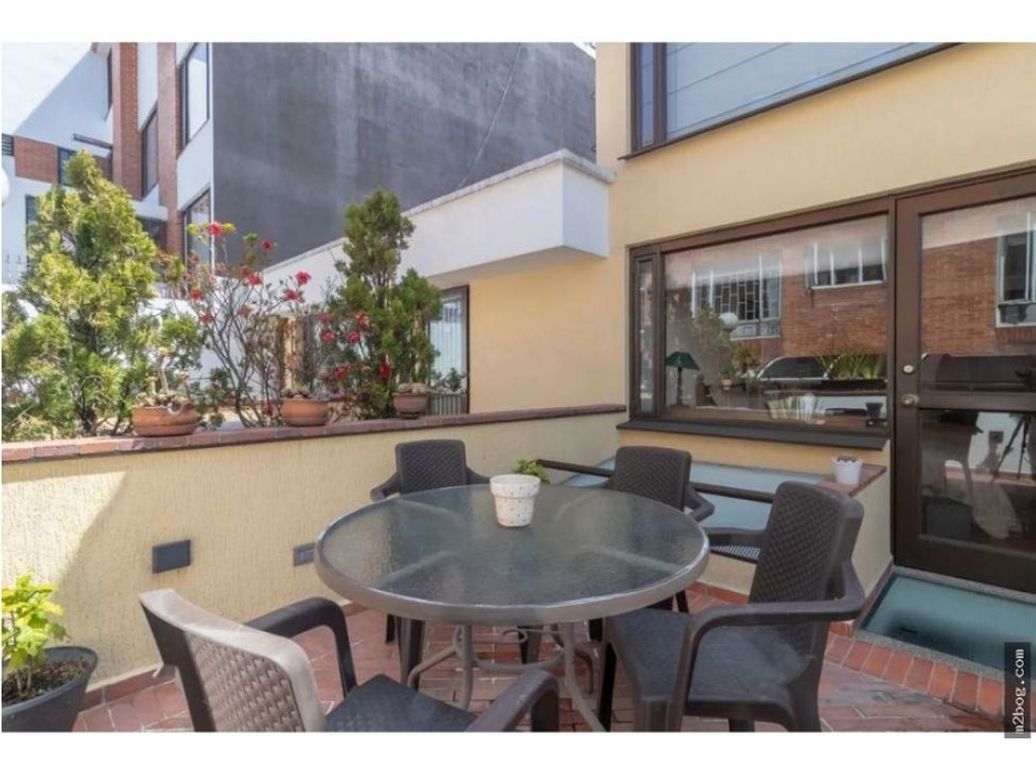 Casa de 3 alcobas en venta en Santa Barbara, Bogotá, 385 m² · foto 19 de 20