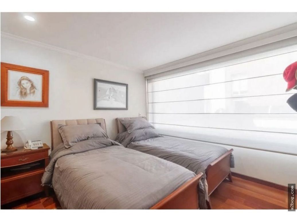 Casa de 3 alcobas en venta en Santa Barbara, Bogotá, 385 m² · foto 12 de 20