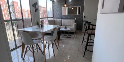 SE VENDE Apartamento ubicado  en  el  valle del lili en  el  conjunto  turqueza, con un area de 58 mts, consta de dos habitaciones con su  respevos closet, la princial con  baño, baño social, amplia sala comedor cocina integral, con gabinete superio e infeior, balcon,  zona social consta de piscina, salon sosial, juegos  infantiles. facil transporte, cerca a drogrueria, panaderias.