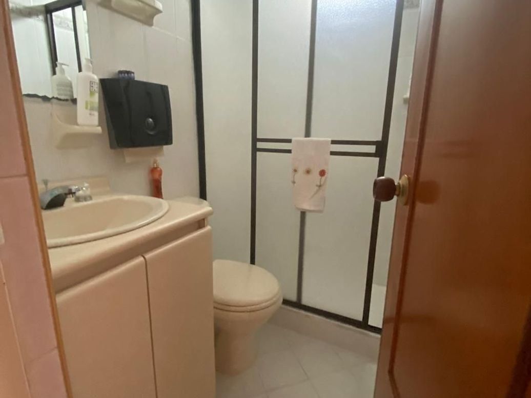 Apartamento de 3 alcobas en venta en Galerías, Bogotá, 84 m² · foto 11 de 19