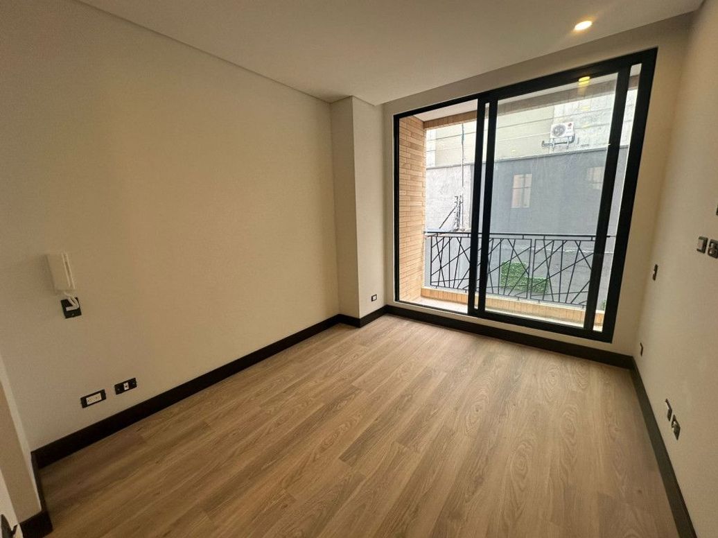 Apartamento de 3 alcobas en venta en Bella Suiza, Bogotá, 94 m² · foto 4 de 10
