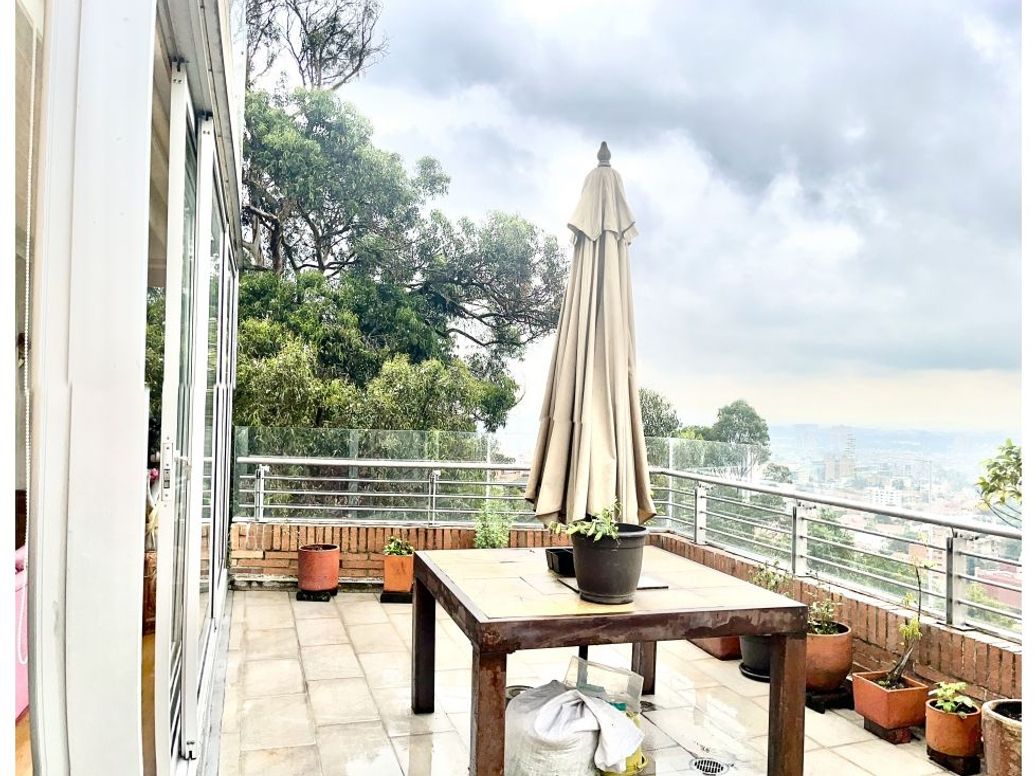 Apartamento de 4 alcobas en venta en Los Rosales, Bogotá, 359 m² · foto 3 de 20