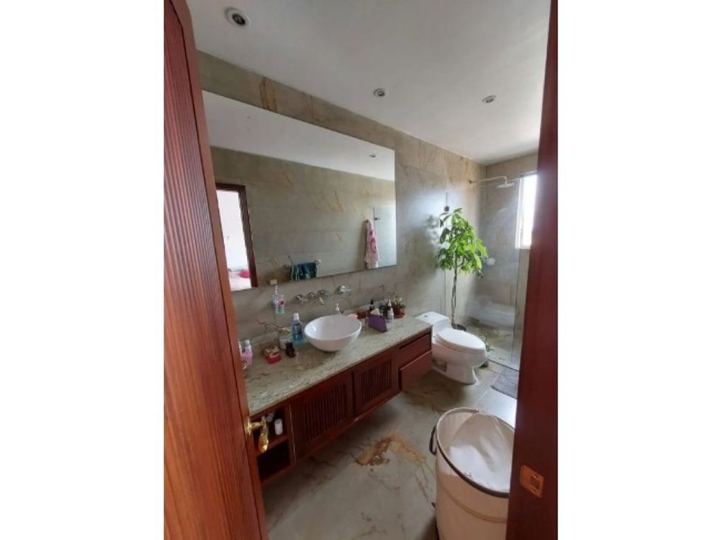 Apartamento de 4 alcobas en venta en Los Rosales, Bogotá, 359 m² · foto 7 de 20
