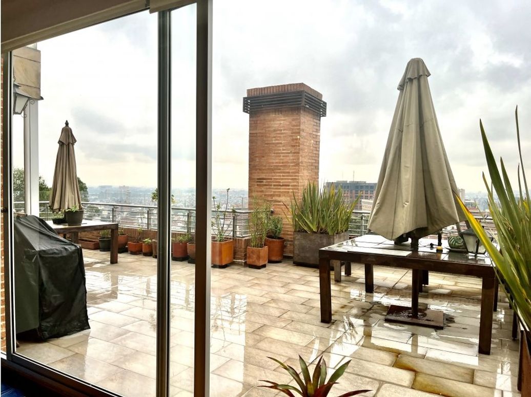 Apartamento de 4 alcobas en venta en Los Rosales, Bogotá, 359 m² · foto 19 de 20
