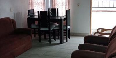 COD 7231
Casa de dos niveles en envigado barrio mesa, consta de 100.80M2, 3 alcobas, 2 baños, 3 closet, cocina semi integral con estufa a gas, sala comedor, biblioteca, balcón, terraza cubierta, mansarda, citófono, zona de ropas, es muy fresco, iluminado y silencioso. 
NO cuenta con parqueadero, cuarto útil, portería, ascensor y zonas comunes.