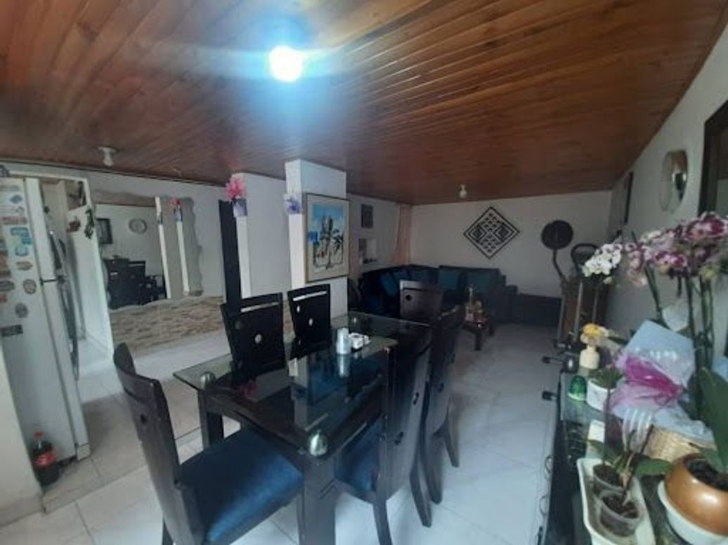 Casa de 5 alcobas en venta en El Morisco, Bogotá, 110 m² · foto 6 de 20