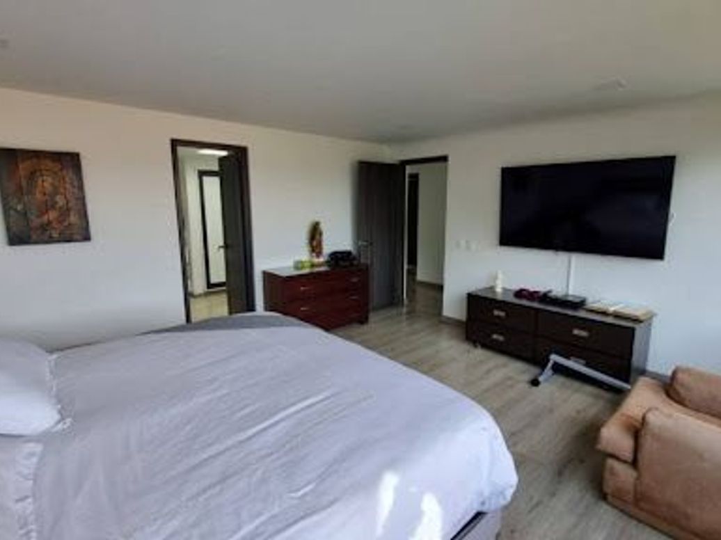 Apartamento de 3 alcobas en venta en Altos De Suba, Bogotá, 267 m² · foto 9 de 20