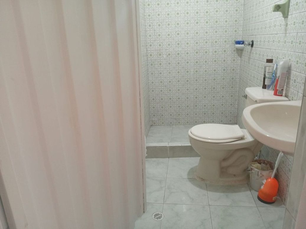 Casa de 6 alcobas en venta en San Cayetano, Bogotá, 306 m² · foto 6 de 20