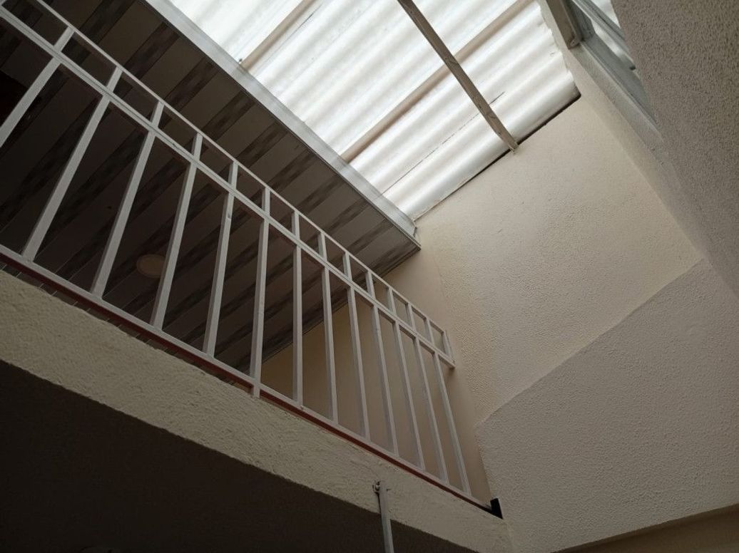 Casa de 6 alcobas en venta en San Cayetano, Bogotá, 306 m² · foto 11 de 20