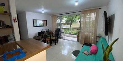 VENDO APTO EN BOCHALEMA
1 piso
67 mts

3 alcobas
2 baños
Salacomedor
Cocina
Zona de oficios
Balcón grande parqueadero propio
Admón: 257.000
Valor: $270 millones negociables