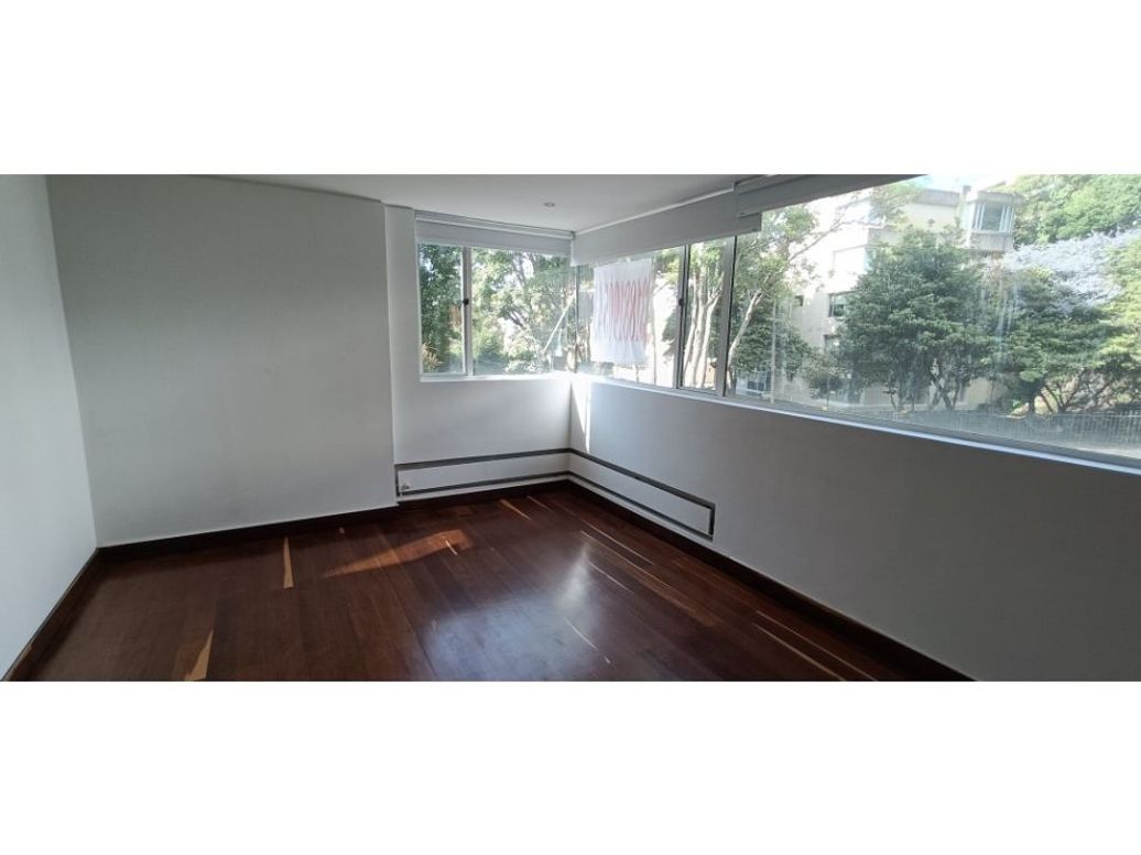 Apartamento de 3 alcobas en venta en Chapinero, Bogotá, 202 m² · foto 3 de 15