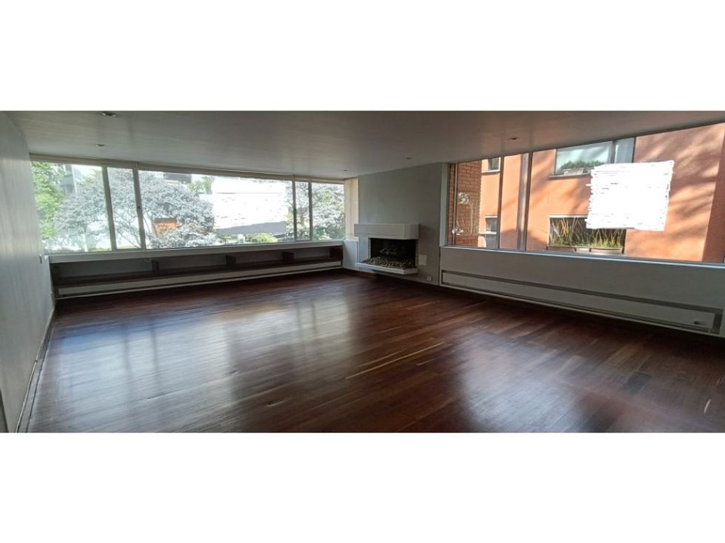 Apartamento de 3 alcobas en venta en Chapinero, Bogotá, 202 m² · foto 2 de 15