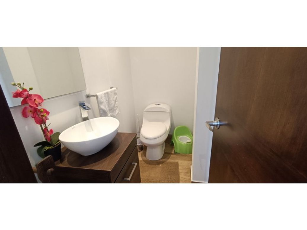 Casa de 5 alcobas en venta en San Simón, Bogotá, 408 m² · foto 5 de 20