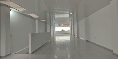 Bodega en Arriendo - Villavicencio

Características del Inmueble:


 Área Total: 150 m² distribuidos de la siguiente manera:

 
  Tercer Piso: 150 m²

  
   2 baños
   Cocineta
   Piso enchapado
   Techos en PVC
   Luz monofásica
   Tanques de reserva de agua
  
  
 
 
 Dimensiones del Lote: 6 m de ancho x 25 m de fondo

