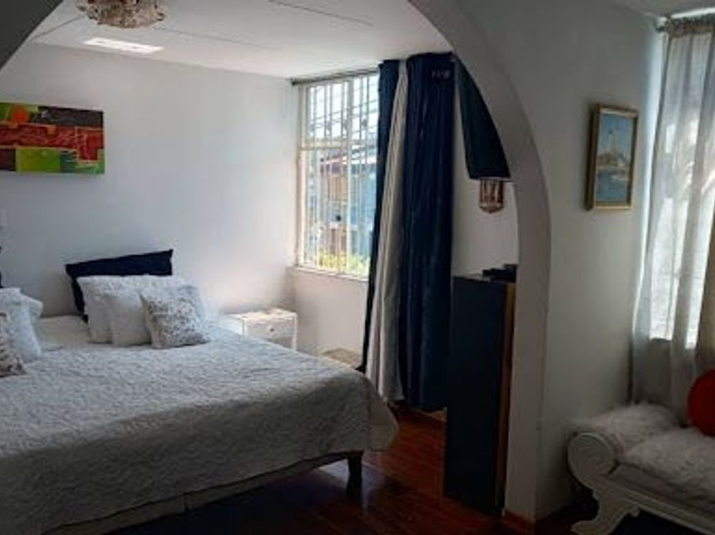 Casa de 8 alcobas en venta en Campin, Bogotá, 300 m² · foto 13 de 20