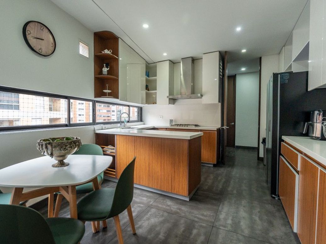 Apartamento de 3 alcobas en venta en Emaus, Bogotá, 220 m² · foto 9 de 20