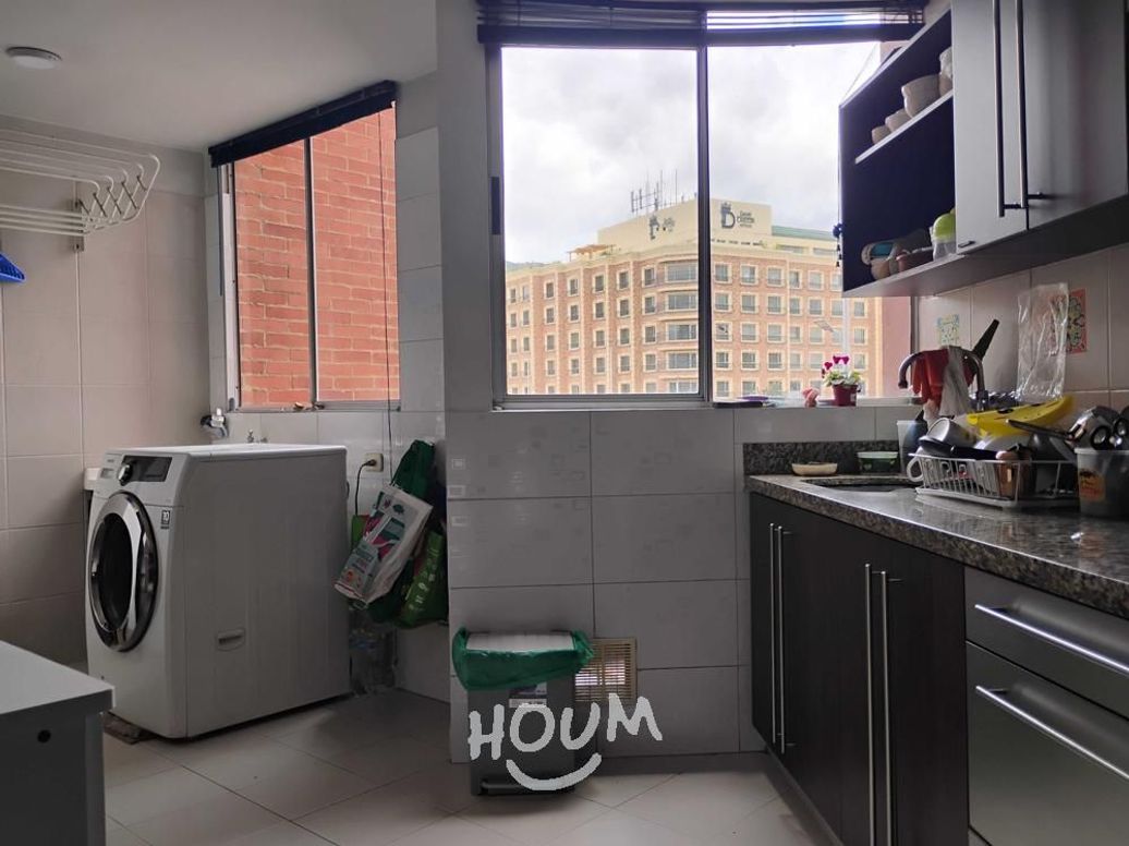 Apartamento de 3 alcobas en venta en Chico Norte Et. Iii, Bogotá, 135 m² · foto 8 de 20