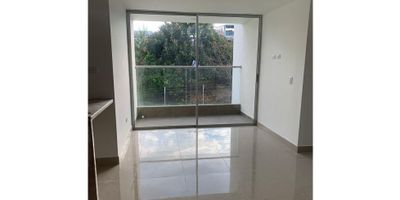 ¡Apartamento Nuevo en Venta en Urapanes, Villamaría! ?✨

Disfruta de un hogar amplio, iluminado y con una vista espectacular en uno de los sectores de mayor valorización. Este apartamento completamente nuevo te ofrece comodidad y un entorno seguro.

Distribución y Comodidades: Cuenta con 3 alcobas, 2 clósets, 1 vestier, 2 baños, sala-comedor, cocina integral y zona de ropas. Además, tiene calentador y gas domiciliario para mayor confort.

Zonas Comunes y Seguridad: Parqueadero cubierto, ascensor, salón social, planta eléctrica, reserva de agua y portería 24 horas, garantizando tranquilidad y bienestar.

Ubicación Privilegiada: Vive en un sector con fácil acceso, rodeado de naturaleza y con una vista inigualable.

¡No dejes pasar esta oportunidad! Contáctanos para más información y agenda tu visita. ??
