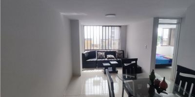 Venta Apartaestudio en Campohermoso, Manizales | Venta Apto

Descubre este apartaestudio de 2 ambientes en Campohermoso, Manizales, que combina funcionalidad y comodidad en un espacio bien aprovechado.

La propiedad cuenta con 1 habitación, 1 closet y 1 baño, ofreciendo un entorno íntimo y práctico para la vida diaria. La cocina semi integral y la zona de ropas hacen que las tareas cotidianas sean sencillas.

El apartamento presenta pisos en cerámica en general y un área construida de 45 m². Se vende a puerta cerrada con todo incluido. Al ingresar por la portería se accede a un primer piso, aunque desde la calle se observa como un segundo piso.

Una excelente oportunidad para vivir en una zona estratégica de Manizales.
