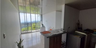 ? ¡Oportunidad Única! Venta de Apartamento en La Francia con Descuento Cerca del D1 ?

Descubre esta imperdible oferta para adquirir tu nuevo hogar en una de las zonas más buscadas de La Francia, a pasos del D1. ¡No dejes pasar esta oportunidad de oro y asegura tu espacio en este encantador apartamento!

Detalles del Apartamento:


 Ubicación Privilegiada: Estratégicamente situado en el corazón de La Francia, cerca de todos los servicios y comodidades que necesitas.
 Área Espaciosa: Con un área privada de 52 metros cuadrados, este apartamento ofrece el espacio perfecto para tu estilo de vida.
 Precio Excepcional: ¡Aprovecha el descuento especial y adquiere este apartamento a un precio que no podrás resistir!
 Comodidades Modernas: Disfruta de 3 acogedoras alcobas con clóset, una sala comedor luminosa, 1 baño completo y una cocina semi integral totalmente equipada.
 Detalles que Marcan la Diferencia: Con balcón, zona de ropas, pisos en cerámica y una bahía de parqueo (descubierta), este apartamento está diseñado para brindarte comodidad y funcionalidad.
 Seguridad y Comodidad: En un conjunto cerrado con portería, ascensor, salón social y todas las comodidades que necesitas para sentirte seguro y tranquilo en tu nuevo hogar.
 Infraestructura Completa: Con planta eléctrica y reserva de agua, tendrás la tranquilidad de contar con servicios esenciales en todo momento.


¡No Dejes Pasar Esta Oportunidad Única!

Este apartamento no solo te ofrece un espacio para vivir, sino también la oportunidad de ser parte de una comunidad vibrante y en crecimiento en La Francia. ¡Contáctanos hoy mismo para más detalles y agenda una visita!


 

¡Haz de este apartamento tu próximo hogar! ??
