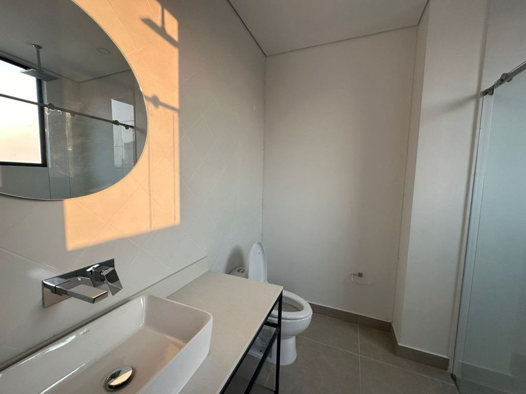Apartamento de 2 alcobas en venta en Bella Suiza, Bogotá, 116 m² · foto 3 de 11