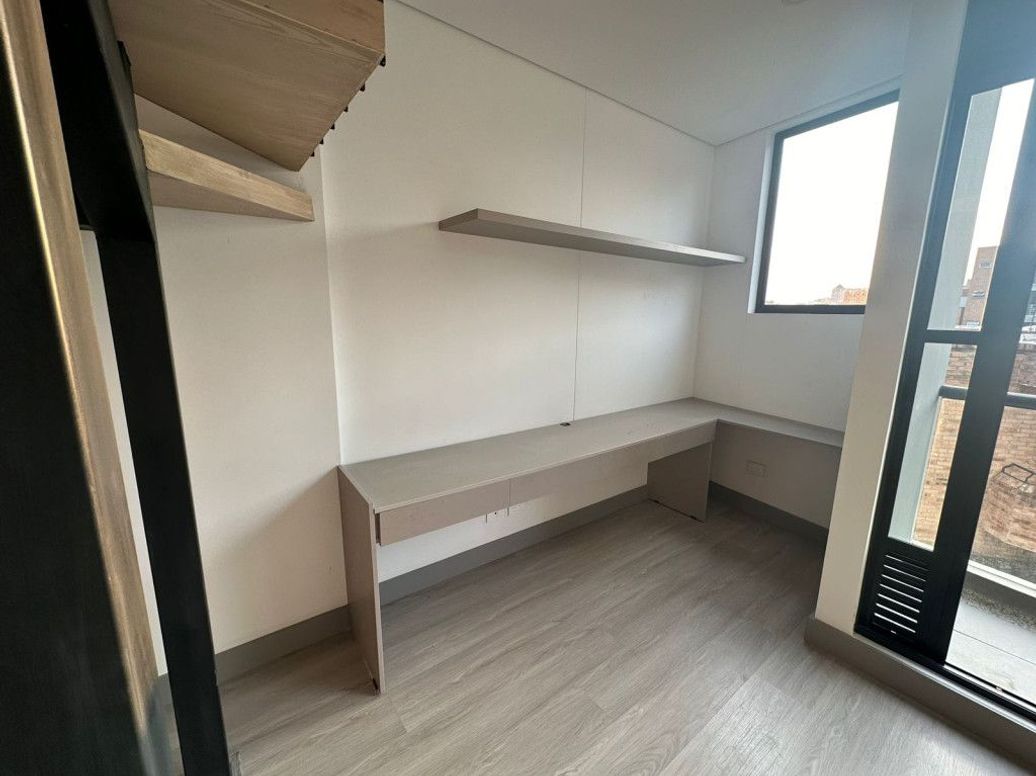 Apartamento de 2 alcobas en venta en Bella Suiza, Bogotá, 116 m² · foto 7 de 11