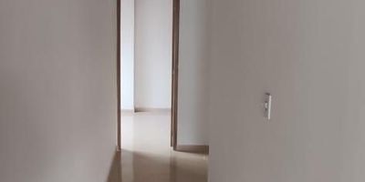 SE VENDE CASA EN BELLO,  Cuenta con 3 Habitación Con Closet ,Estudio, 2 Baños Con Calentador, Salón Comedor , Cocina Integral Con pipeta, Zona de ropa.